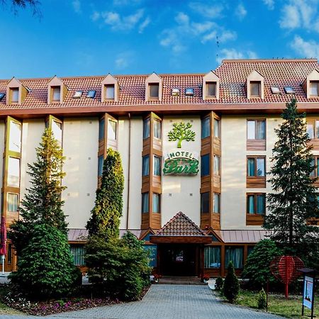 พาร์คโฮเต็ล กีล่า Hotel ยูลา ภายนอก รูปภาพ