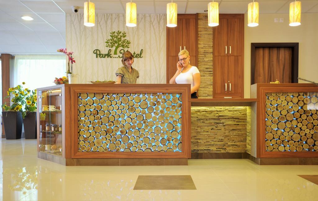 พาร์คโฮเต็ล กีล่า Hotel ยูลา ภายนอก รูปภาพ