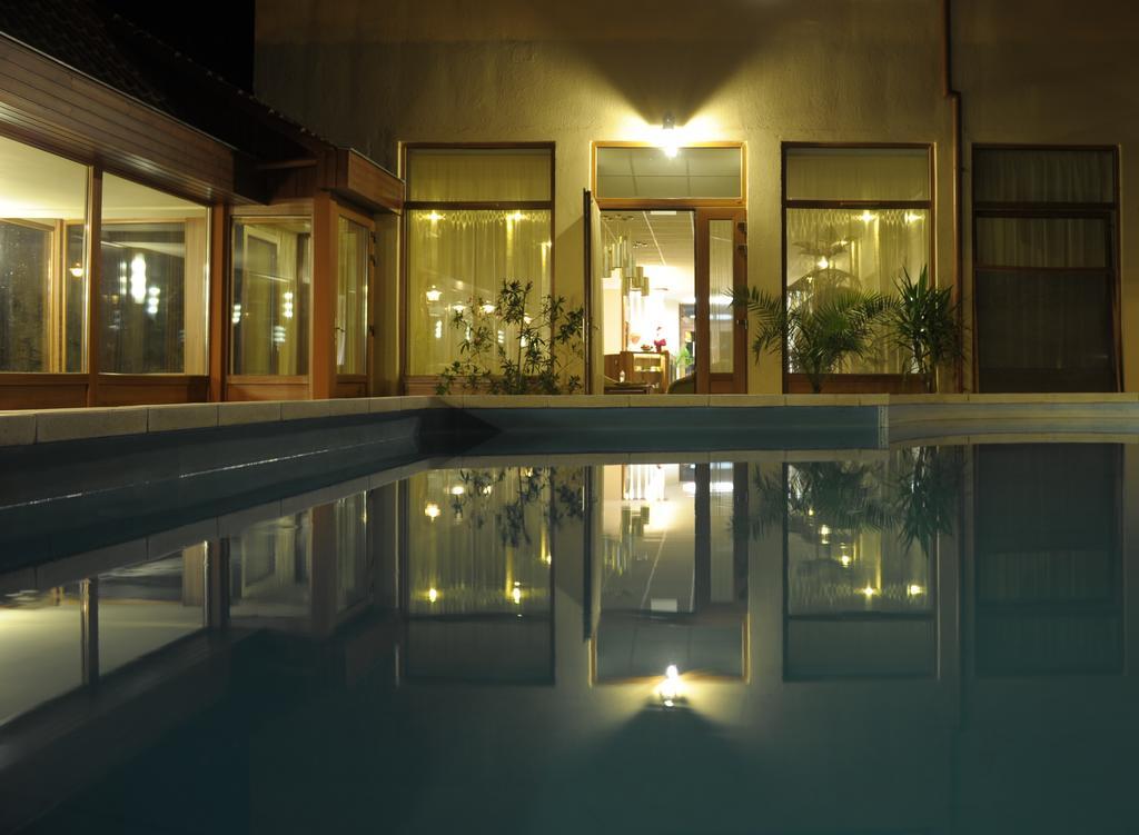 พาร์คโฮเต็ล กีล่า Hotel ยูลา ภายนอก รูปภาพ